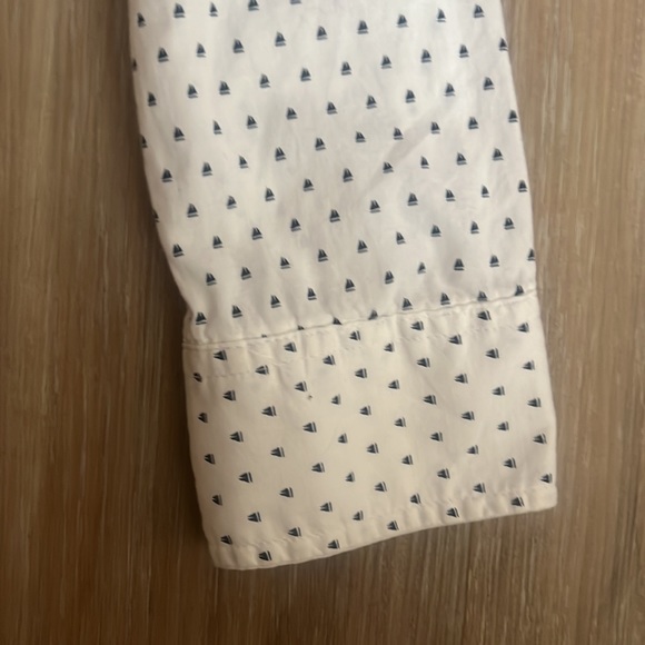 GET USED  Shirt Mens White Black Triangles Button Up Long Sleeve Classic Fit - Picture 3 of 8